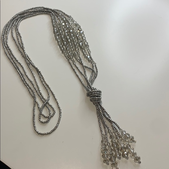 Beaded necklace - Picture 1 of 3